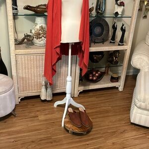 Here is a rust vest  very nice with some shade rust old navy slides